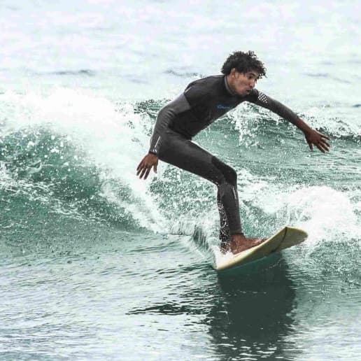 Smaylo Experiences — Esmail surf